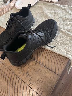Reebok Black Low-Top Training Sneakers steel toe