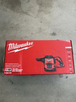 Milwaukee 0882-20 Filter M18 18V Cordless Lithium-ion Compact Vacuum, Hand Held 40 CFM (Complete Set), with Bonus Premium Microfiber Cleaner Bundle