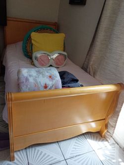 Twin bed with mattress