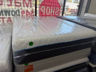 QUEEN SIZE BEDTECH MEMORY FOAM MATTRESS & BOX SPRING BED SET