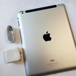 iPad 4th Generation, Works with wifi. Excellent condition 
