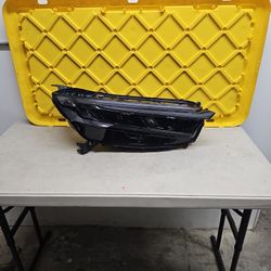 Cr-v Headlight 2023 2024 2025  Right 