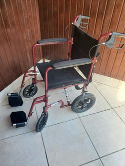 Whelchair transporter +++.  Porch pick up in Dallas zip code 75211 - silla de ruedas