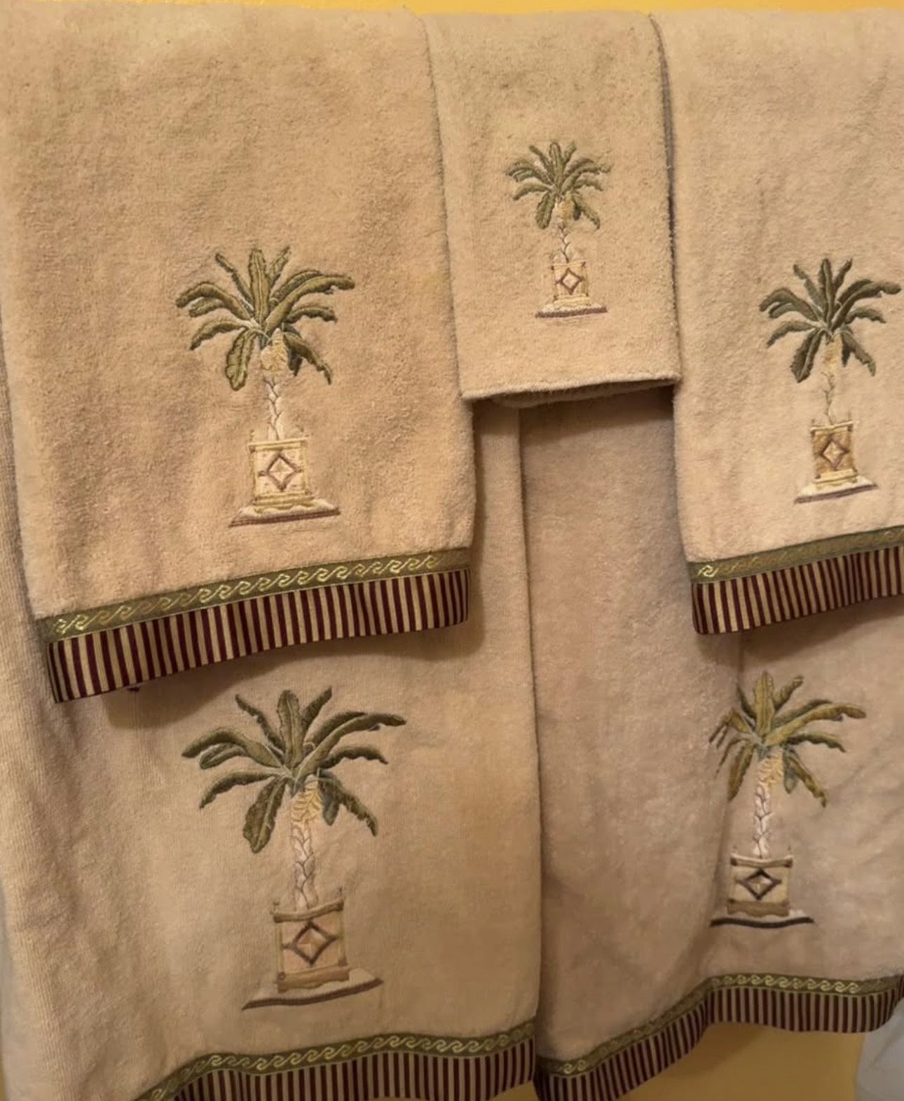 Palm Tree Decorative Bath Set