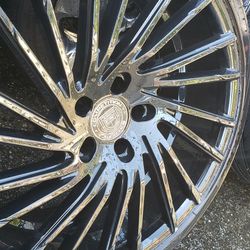 Lexani Rims 20" 5X114 Staggered 5 Rims New Tires