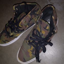 Mens Camo Hi Top Vans