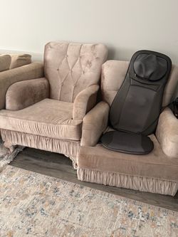 Set of 2 Velvet Accent Chairs – Tufted Wingback Chairs