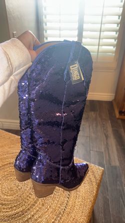 Dingo purple sequence boots