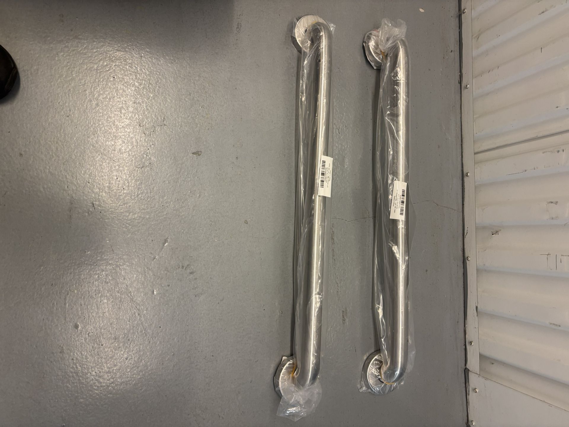 Grab Bars 24 Inches