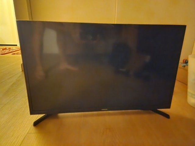 Sanyo LCD 42" HDTV