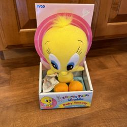 Vintage Tyco looney Toones Baby Tweety Shipping Avaialbe 