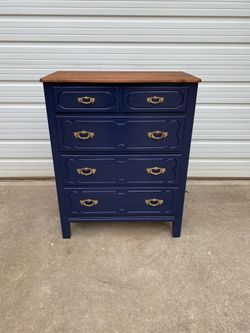 Solid mahogany wood dresser