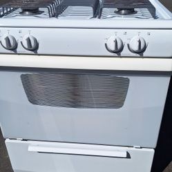 WHIRLPOOL, APARTMENT SIZE STOVE.