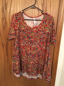 LuLa Roe top size M