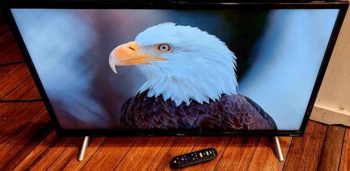 32-inch 1080p LED Smart Roku TV model 2019