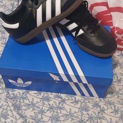 Adidas Samba