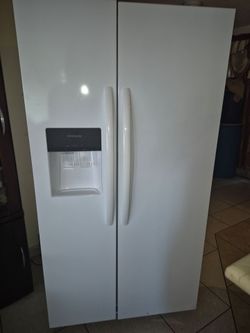Fridge fridgidaire