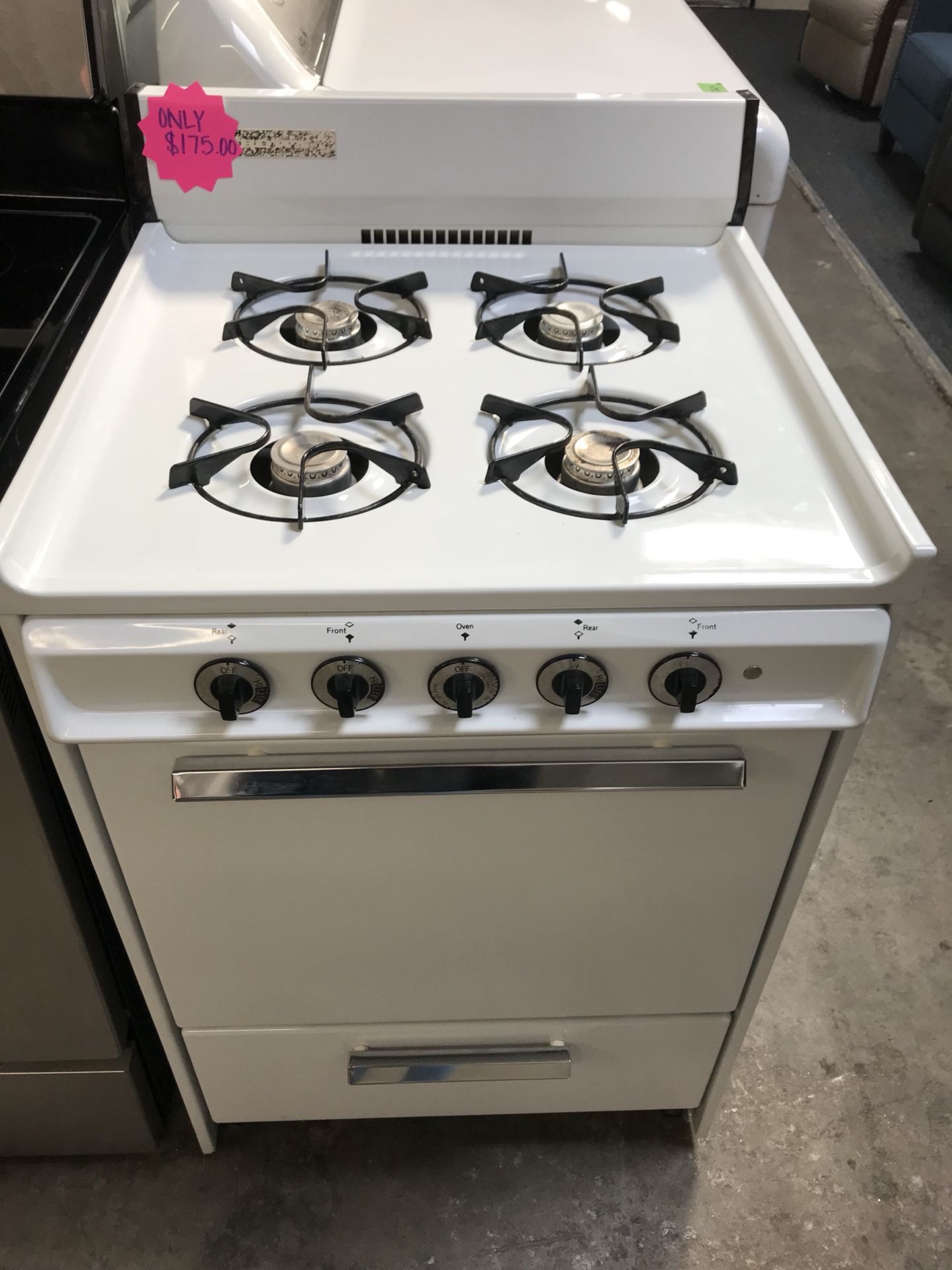 apartment sized gas stove