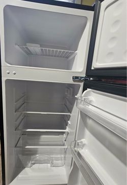 MINI FRIDGE/FREEZER 4.5 CU FT