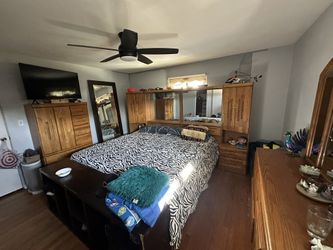 Full Set Bedroom Except For Mattress