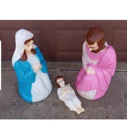 Christmas Nativity Holiday, 3 Piece Set, Holy Family Lighted Blow Molds, the Virgen Mary, Joseph and Baby Jesus, Indoor and Outdoor, Great Condition!