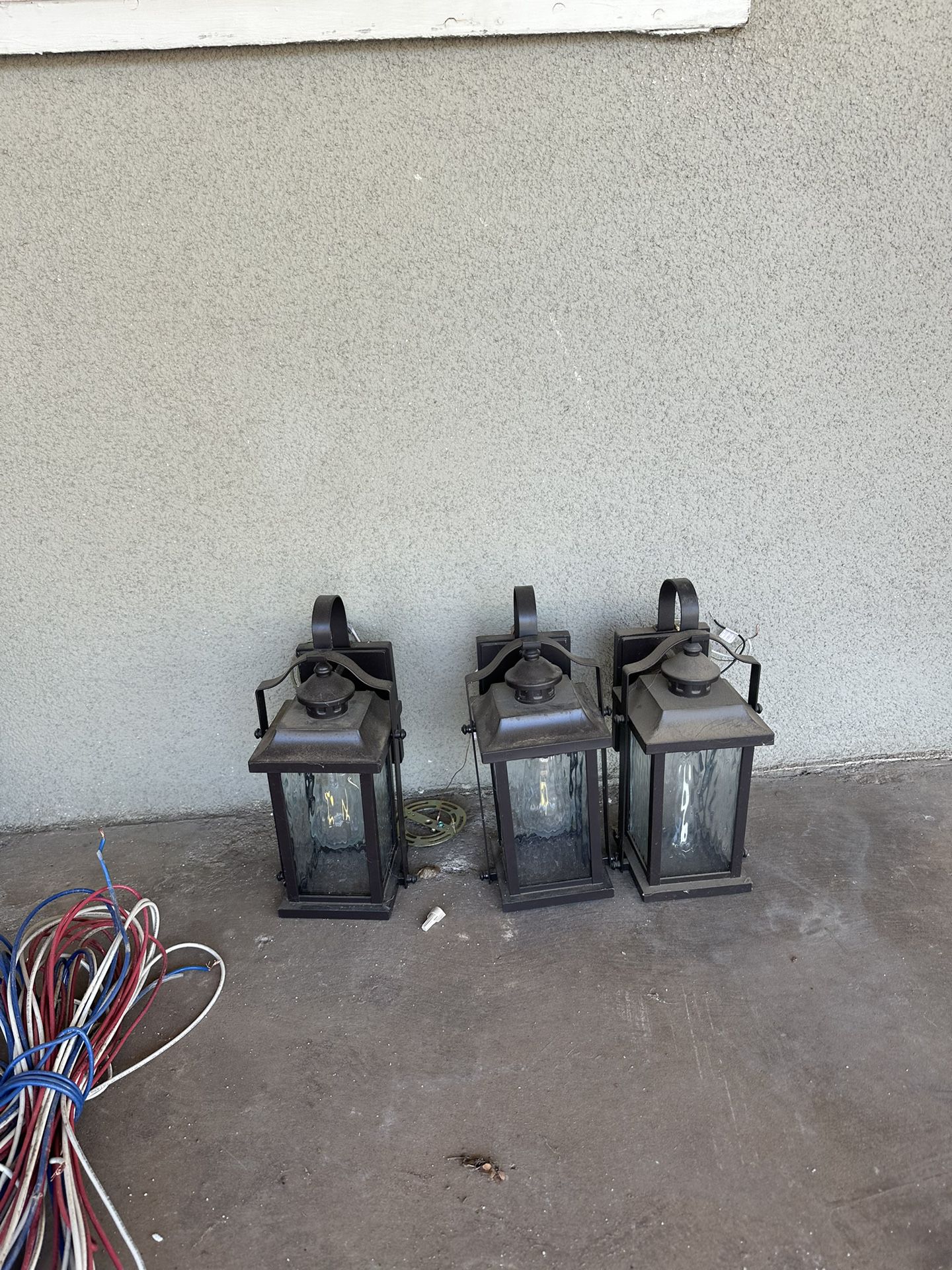 Outdoor Lamps 