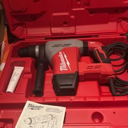 Milwaukee 1-9/16 SDs Max Rotary Hammer