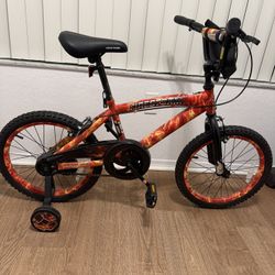 16”kid Bike With Training Wheels (great Condition)