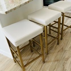 ✨ 3 Stunning Modern Bar Stools – Gold & White Faux Leather ! ✨  