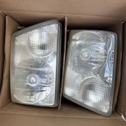 Ford Ranger Headlight 