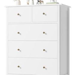 White Dresser of 5 Drawers, Dresser Chest  with Easy Pull Handle for Bedroom, Living Room