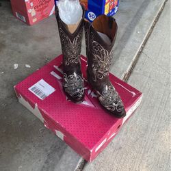 Mexican boots