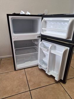 Mini fridge