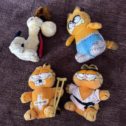 Vintage 1980s Set Of 4 Garfield Plush Toys Dolls