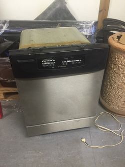 Kitchen aid dishwasher
