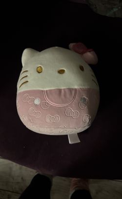 Hello Kitty 50th Special Edition Squishmallow
