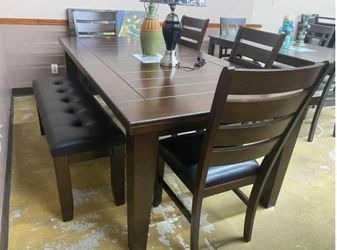 New 6pc. Dining table set