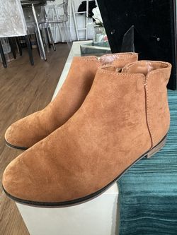 Girls Boots