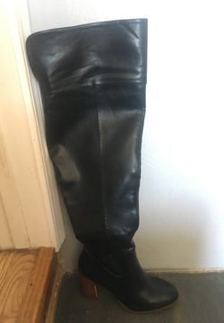 Boots size 8