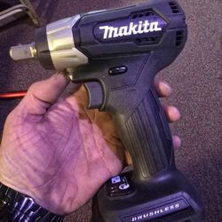 Makita Mechanics 3/8 socket Impact Driver 
