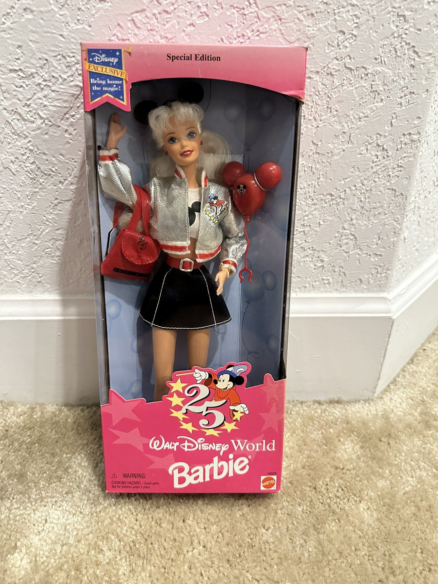 25 Walt Disney World Barbie (Disney Exclusive)