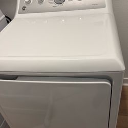 Brand New:GE 4.6 cu. ft. HE Washer & Electric Dryer Set- Energy Star