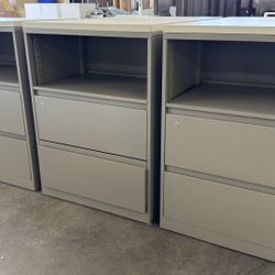 Steelcase 2 Drawer Lateral With Top Storage