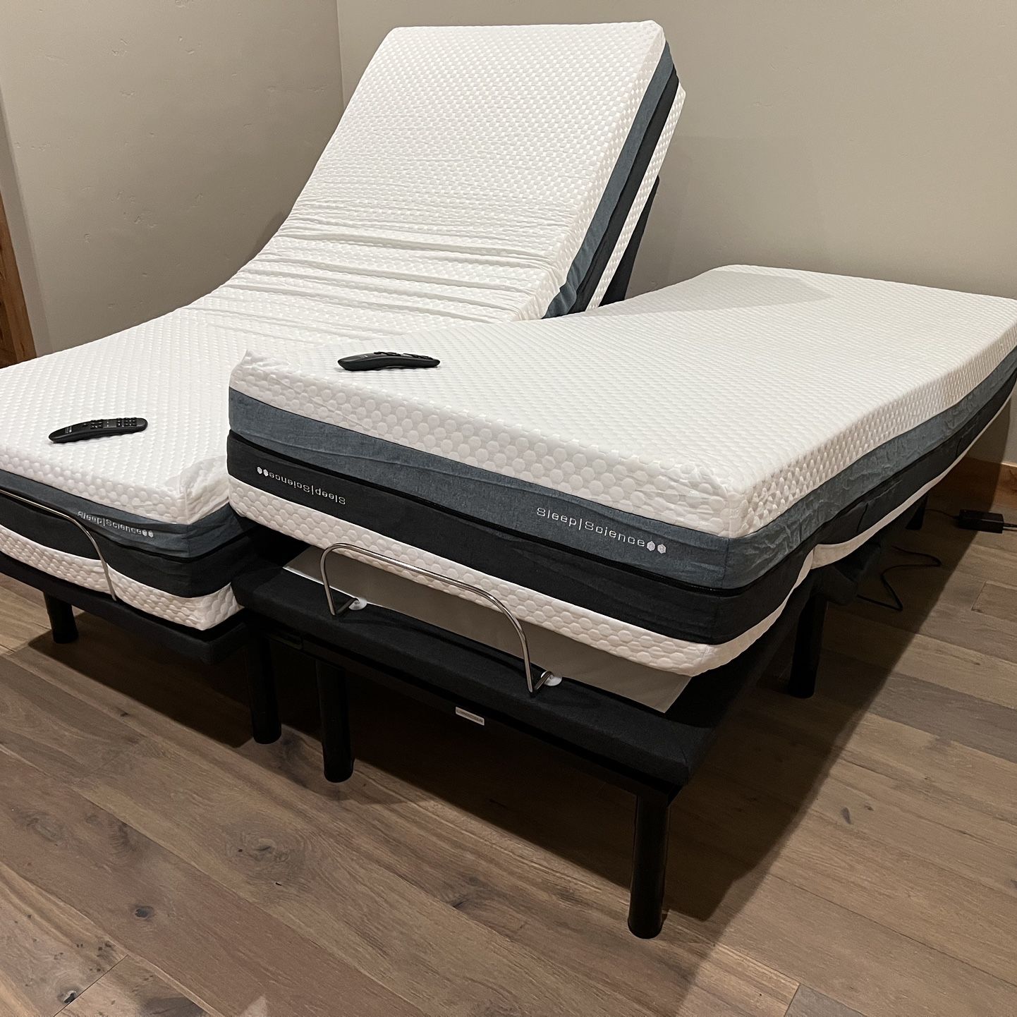 Brand New California King Size Bed ! Split Cal King Adjustable Bed ! Sleep Science Sonoma Iflip Adjustable Power Bed Movable Bed Motorized Bed Deliver