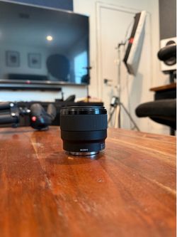 Sony 50mm f1.8 Camera Lens