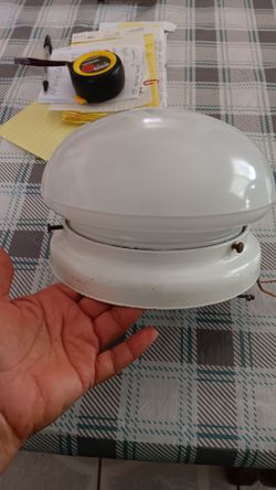 Ceiling light