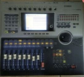 Yamaha AW2816 16TRKx8 Virtual trk REC / Vox/FX/Mixer/Master Built-in CDR/RW, all-in-1 STUDIO