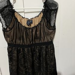 Women’s Lace Blouse