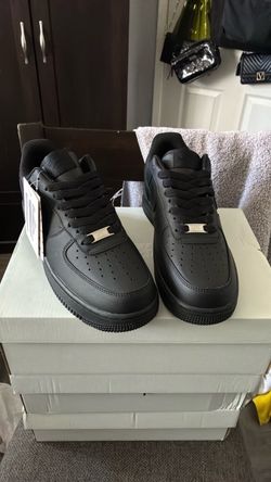 New Nike Air Force 1 Size 8.5 Men Black