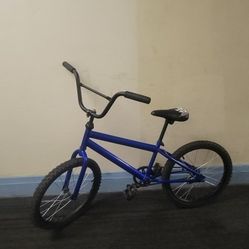 New Bike Used Twice Size 20 Bought For 140 Selli G For 110$